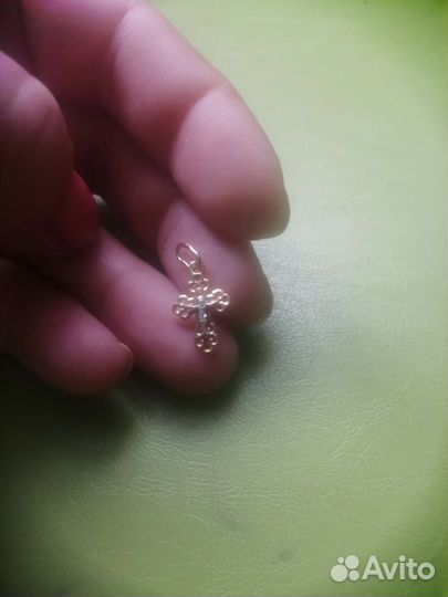 Золотой крест