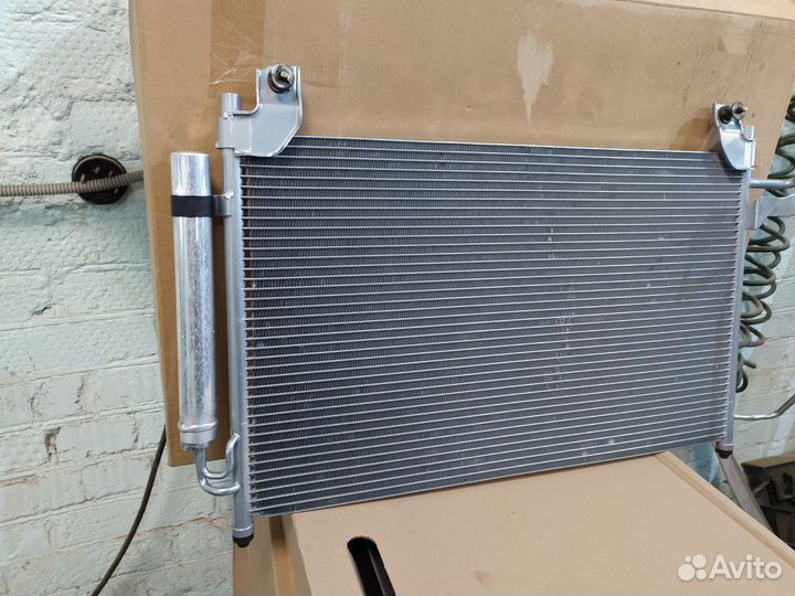 Радиатор кондиционера Mazda CX7