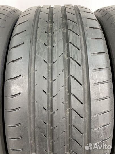 Goodyear EfficientGrip 235/45 R19 99H