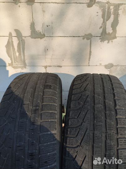Pirelli Sottozero Winter 240 235/55 R17 99H