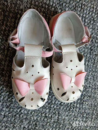 Сандалии для девочки