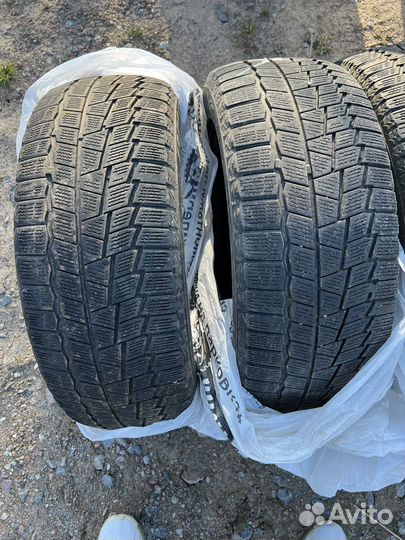 Nokian Tyres Hakkapeliitta 5 215/60 R17 100T