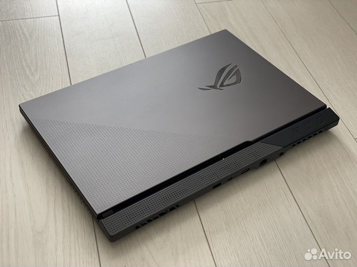 Мощный игровой Asus Rog Strix