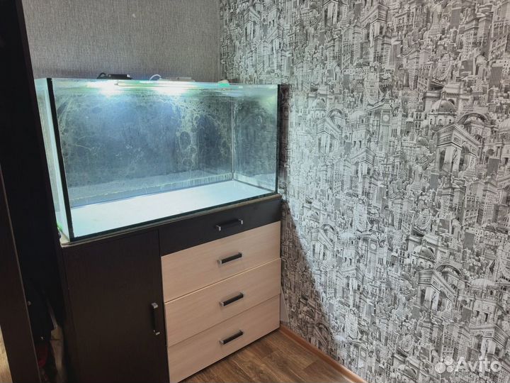 Аквариум 200л