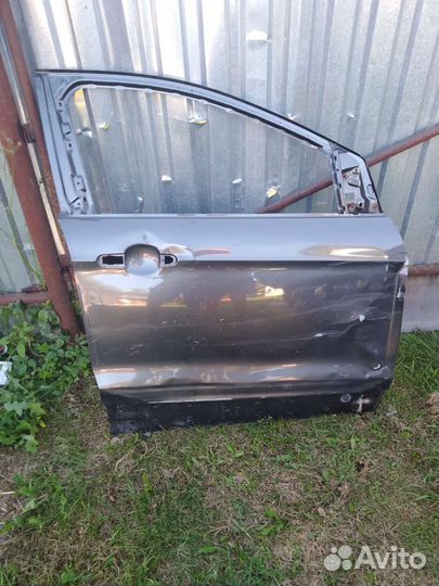 Дверь на Форд Куга