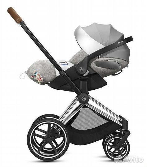 Автокресло Cybex cloud z i-size spring blossom нов