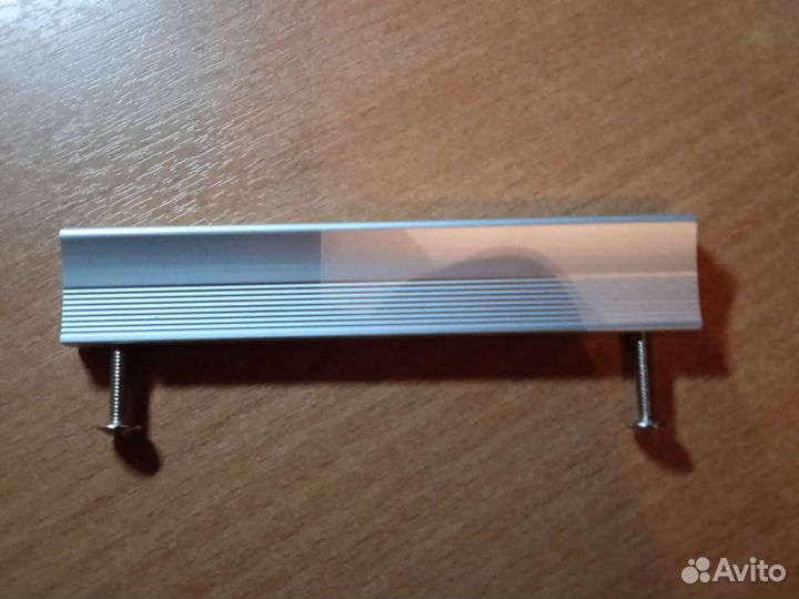 Мебельные ручки