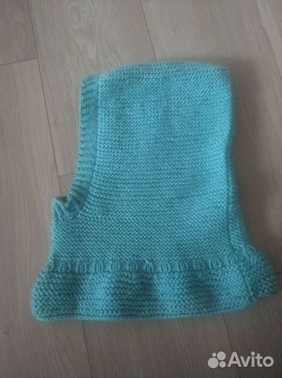 Капор женский вязаный