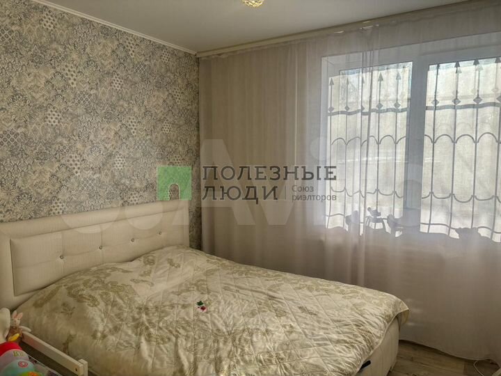 4-к. квартира, 58 м², 2/5 эт.