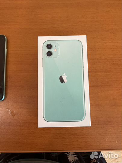 iPhone 11, 64 ГБ