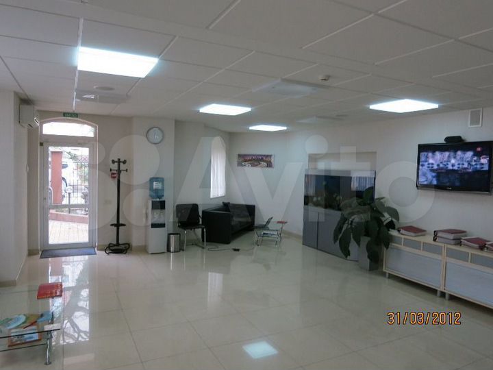 Свободного назначения, 290 м²