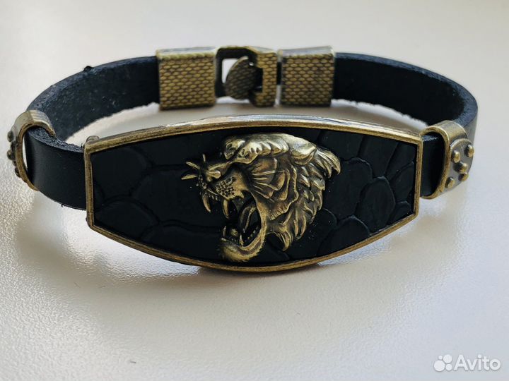 Мужской браслет кожа