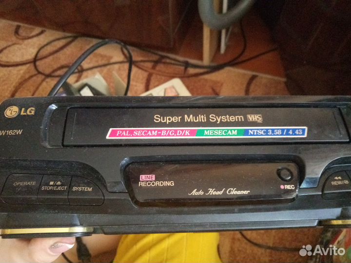 Видеомагнитофон