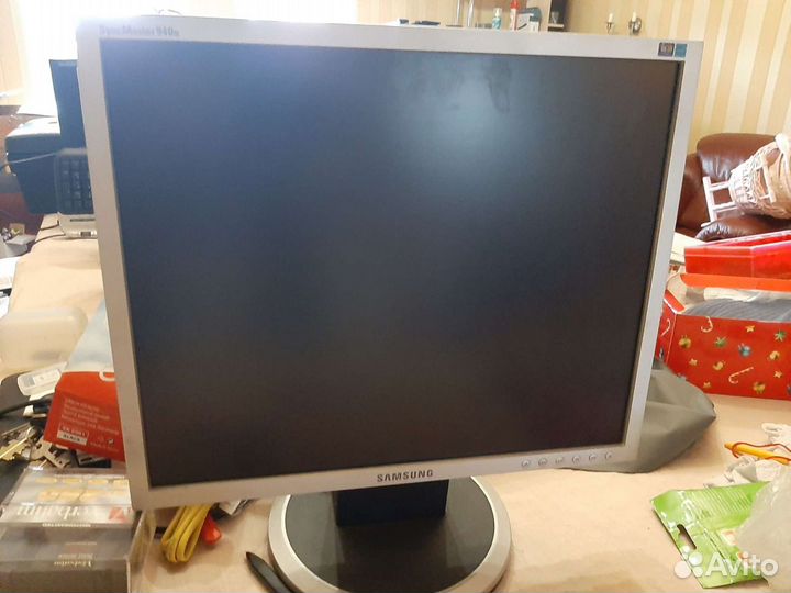 Монитор Samsung 20