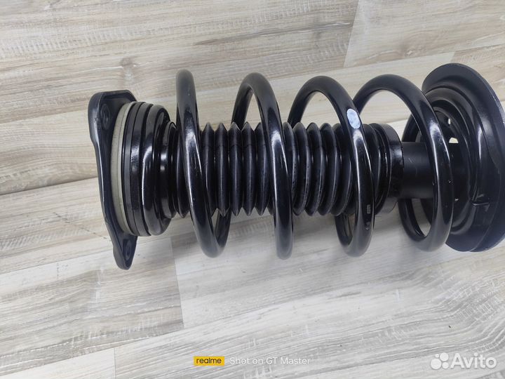 Амортизатор передний левый Haval Jolion