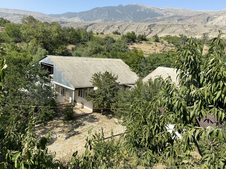 Дом 314 м² на участке 4,9 сот.