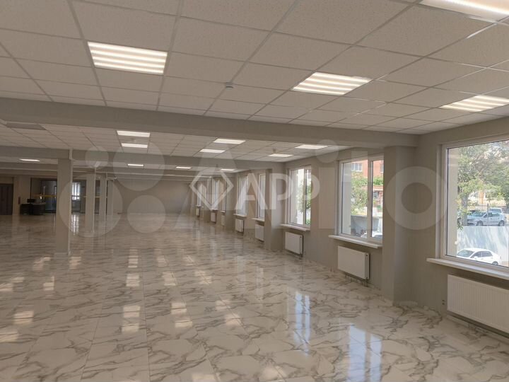 Сдам торговое помещение, 500 м²