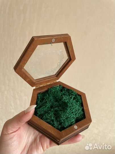 Шкатулка для обручальных колец