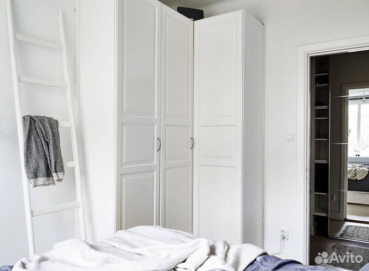 Угловой шкаф