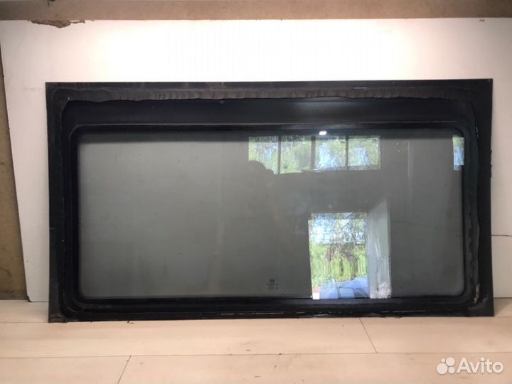 Стекло левое Mercedes Sprinter W904 OM611 2008