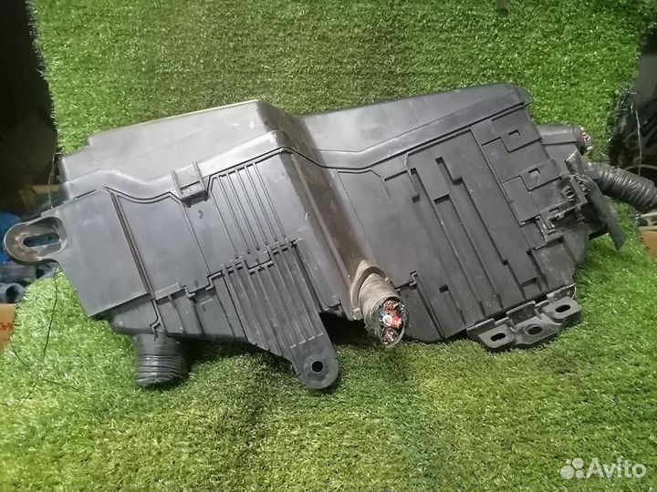 Блок предохранителей 284B71AA0A Nissan Teana J32