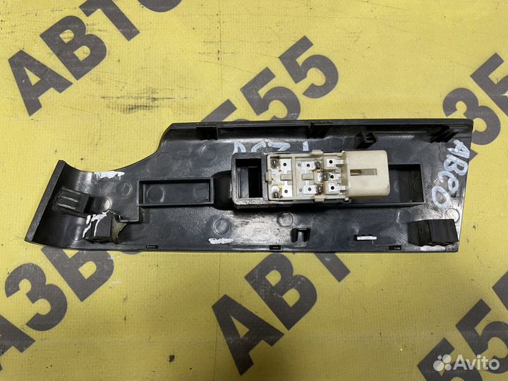 Кнопка стеклоподъемника Chevrolet Aveo T250
