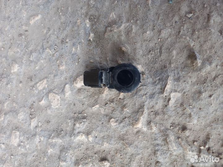 Датчик парковки Toyota Rav4 XA40