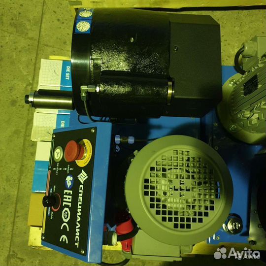 Пресс для рвд шлангов P32Q Finn