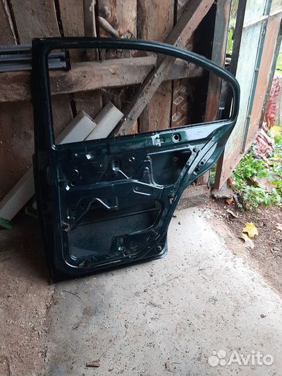 Дверь задняя правая Шкода Октавиа тур