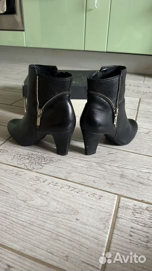 Ботильоны натуральная кожа 35