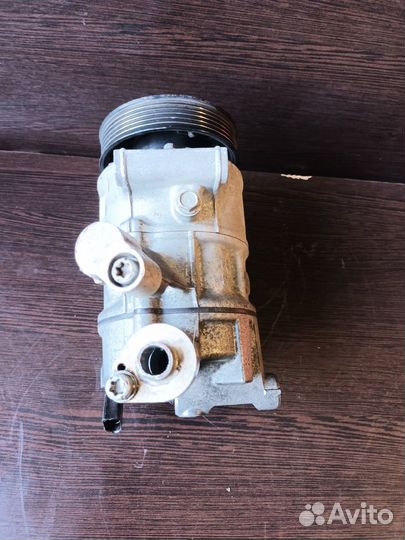 Компрессор кондиционера Jetta 6 Octavia 5n0820803c