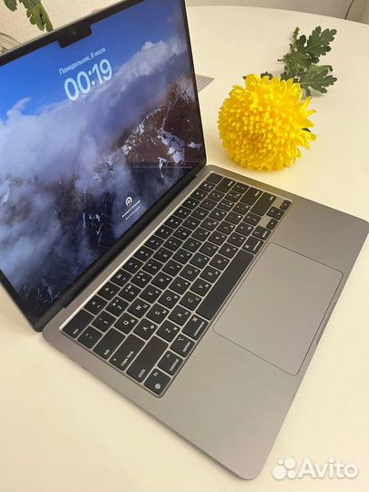 Macbook air 13 m2 512