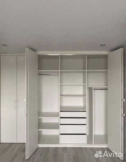 Шкаф на заказ для дачи