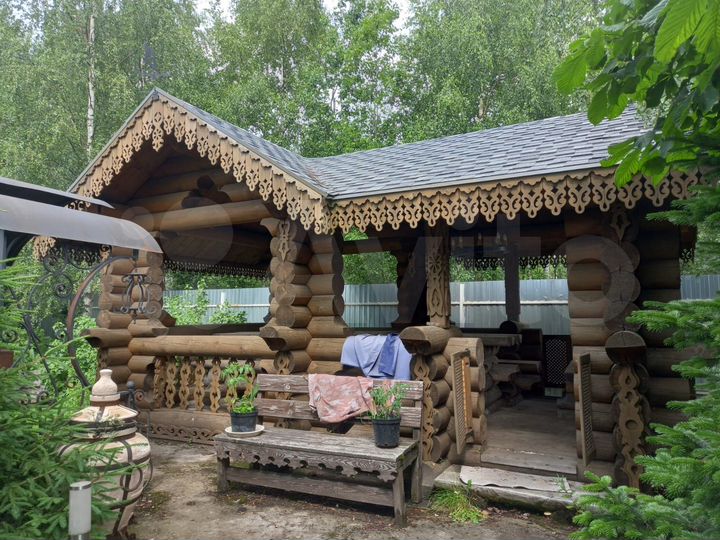 Дом 175 м² на участке 15 сот.