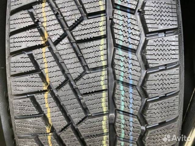 Gislaved Nord Frost 200 205/50 R17 93T