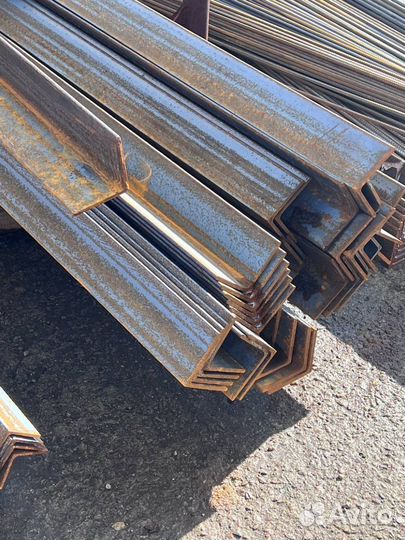 Металлический уголок от производителя