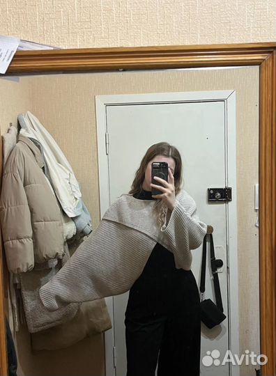 Свитер женский