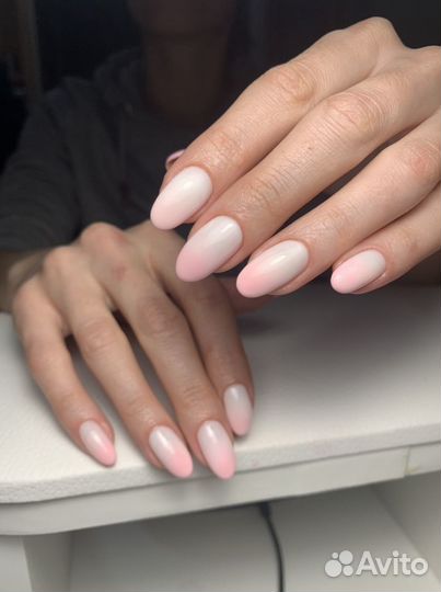 Маникюр/педикюр