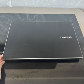 Qora shahzoda Yahshua Jayden Jeyms va Liza Ennni qiyin yol bilan sikadi! Kaltaklar