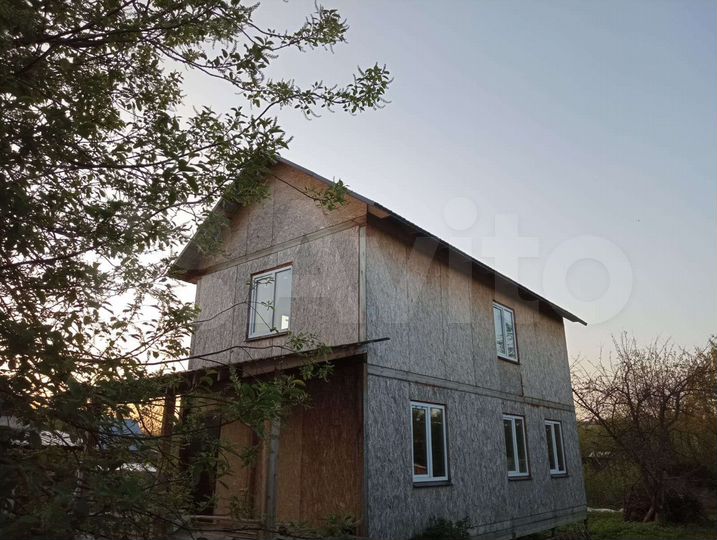 Дом 100 м² на участке 6 сот.
