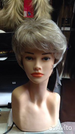 Парики, шиньоны, пряди