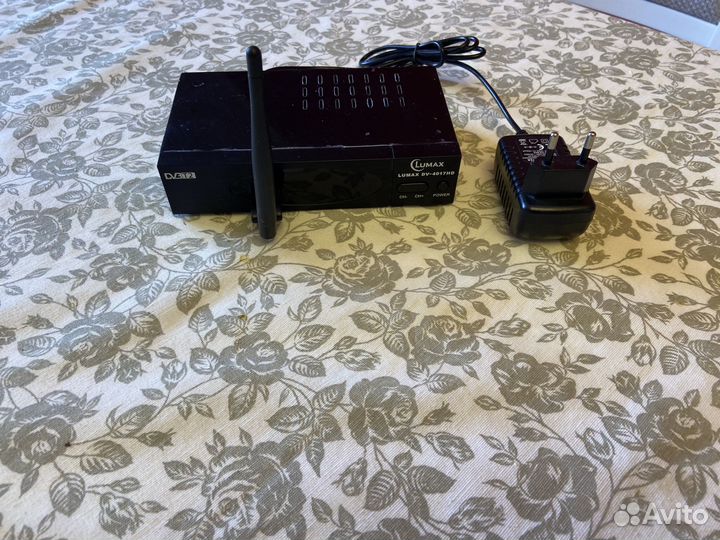 Tv-тюнер lumax DV-4017HD
