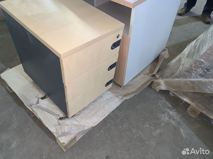 Офисная мебель