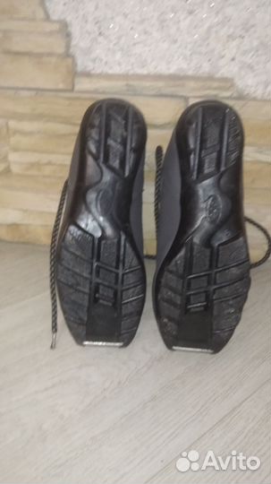 Лыжные ботинки