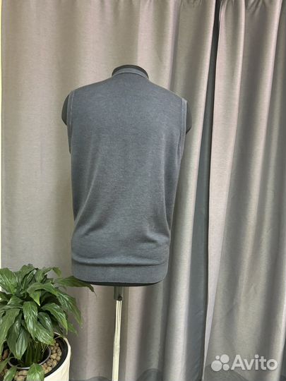 Жилет Kiton оригинал кашемир 54й размер