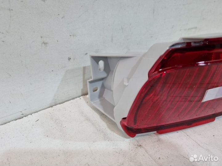 Фонарь противотуманный задний левый Toyota Land