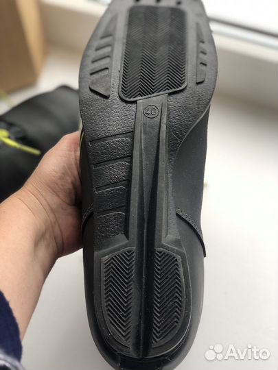 Лыжные ботинки