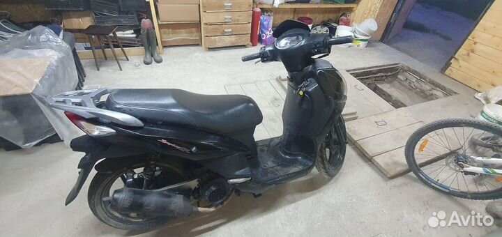 Продаеться скутер sym symphony 125