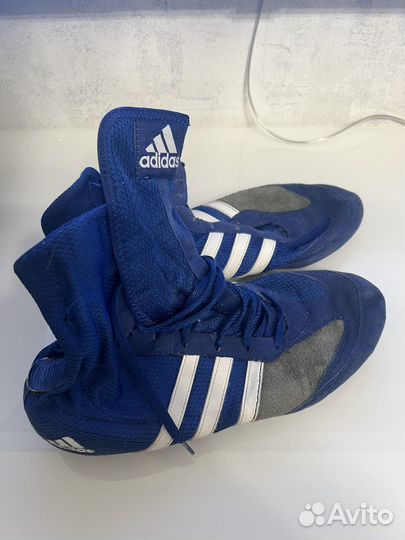 Кроссовки и борцовки Adidas