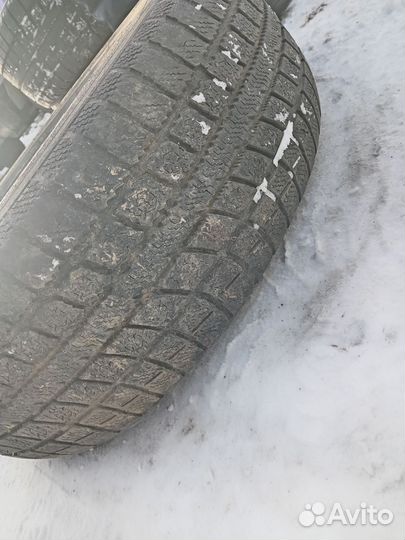 Bridgestone Blizzak Revo1 205/65 R16